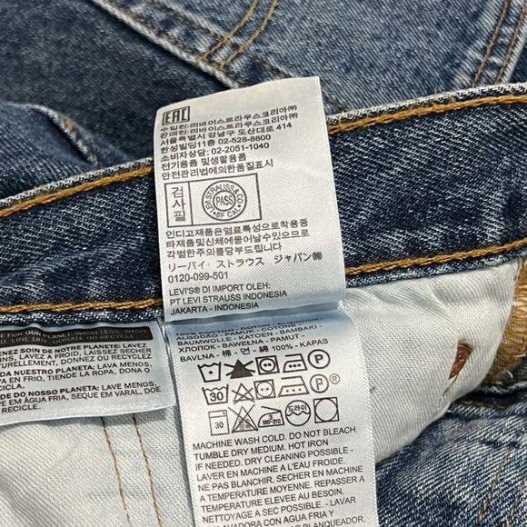 Levi's 501 Mens Jeans Fit 32X32 Blue Button Fly Denim - Picture 10 of 16